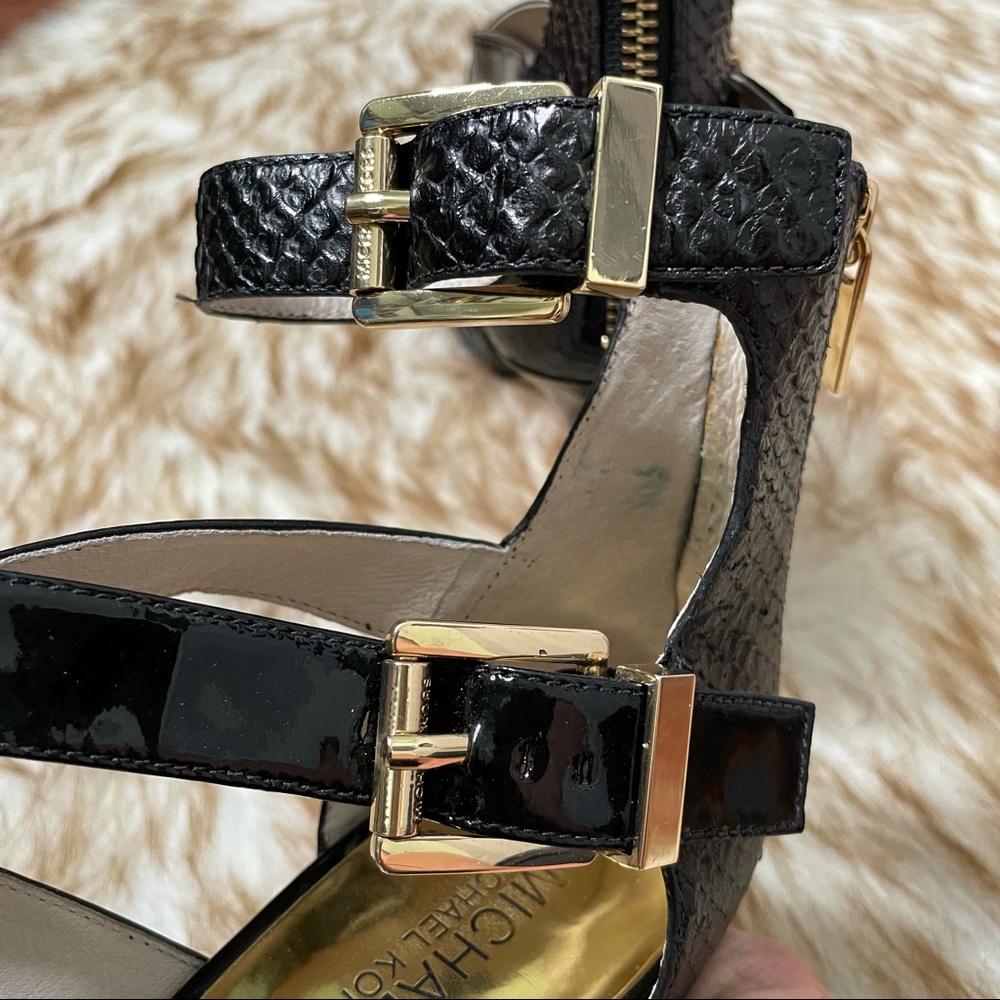 Michael Kors Tamara patent leather peep toe - Picture 9 of 13